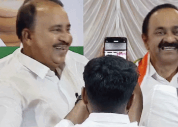 പിണക്കമൊക്കെ മാറി, ഒരേ വേദിയിൽ സതീശനും ചന്ദ്രശേഖരനും; ‘കേരളത്തിനായി രാപ്പകൽ അധ്വാനിക്കുന്ന മുഖ്യമന്ത്രി;ഞാൻ മണിയടിക്കുന്ന ആളല്ല’: ഐഎൻടിയുസി പ്രസിഡന്‍റ്; നിർണായക പ്രഖ്യാപനങ്ങൾ നടത്തി മുഖ്യമന്ത്രി