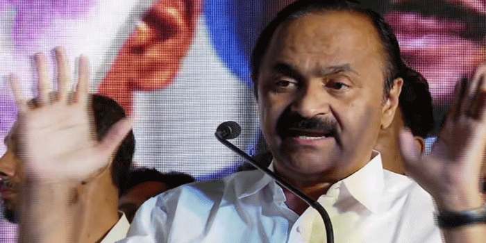 ‘പൊതുശൗചാലയത്തിലെ ചുവരെഴുത്തുപോലെ സോഷ്യൽ മീഡിയ ഉപയോഗിക്കുന്നു; മുഖ്യധാരാ മാധ്യമങ്ങൾ തരംതാണ നിലവാരത്തിലേക്ക് പോകരുത്’; മാധ്യമ രംഗത്തെ മാറ്റങ്ങളിൽ വിമർശനവുമായി വി.ഡി. സതീശൻ