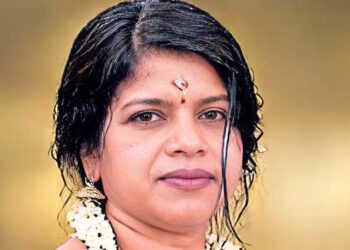 സ്വകാര്യ ക്ലിനിക്കിൽ കയ്യിലെ കൊഴുപ്പ് നീക്കുന്നതിന് ശസ്ത്രക്രിയ, പിന്നാലെ യുവതിക്ക് ജീവൻ നഷ്ടമായി- ചികിത്സാപ്പിഴവെന്ന് ബന്ധുക്കൾ!! ശസ്ത്രക്രിയയ്ക്കിടെ വിദ്യയ്ക്ക് ഹൃദയാഘാതമുണ്ടായതായി അധികൃതർ
