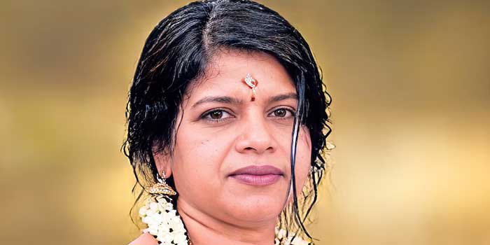 സ്വകാര്യ ക്ലിനിക്കിൽ കയ്യിലെ കൊഴുപ്പ് നീക്കുന്നതിന് ശസ്ത്രക്രിയ, പിന്നാലെ യുവതിക്ക് ജീവൻ നഷ്ടമായി- ചികിത്സാപ്പിഴവെന്ന് ബന്ധുക്കൾ!! ശസ്ത്രക്രിയയ്ക്കിടെ വിദ്യയ്ക്ക് ഹൃദയാഘാതമുണ്ടായതായി അധികൃതർ