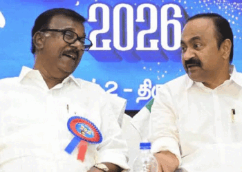 ‘സതീശൻ കേരളത്തിന്റെ സ്പന്ദനം; 100 ദിവസം കൊണ്ട് സംസ്ഥാനത്തിന്റെ  താൽപര്യം സതീശന്റെ കൈകളിൽ ഭദ്രമാണെന്ന് തെളിയിച്ചു; രണ്ട് മണിക്കൂർ കാത്തിരുന്നത് അദ്ദേഹമായതുകൊണ്ടാണ്‘: മുഖ്യമന്ത്രിയെ പ്രശംസിച്ച് സിപിഐ നേതാവ്  സി. ദിവാകരൻ