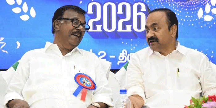 ‘സതീശൻ കേരളത്തിന്റെ സ്പന്ദനം; 100 ദിവസം കൊണ്ട് സംസ്ഥാനത്തിന്റെ  താൽപര്യം സതീശന്റെ കൈകളിൽ ഭദ്രമാണെന്ന് തെളിയിച്ചു; രണ്ട് മണിക്കൂർ കാത്തിരുന്നത് അദ്ദേഹമായതുകൊണ്ടാണ്‘: മുഖ്യമന്ത്രിയെ പ്രശംസിച്ച് സിപിഐ നേതാവ്  സി. ദിവാകരൻ
