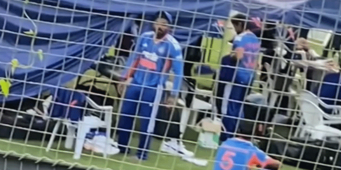 ‘സഞ്ജു, ഐ ലവ് യൂ… അഭിഷേകിനെ ഒന്ന് വിളിക്കാമോ? ഞാൻ പാകിസ്ഥാനിൽ നിന്നാണ്; ഐ ലവ് യൂ’; ജപ്പാനെതിരായ മത്സരത്തിന് ശേഷം സഞ്ജുവും പാക് ആരാധകനും തമ്മിലുള്ള സംഭാഷണം വൈറൽ, വീഡിയോ