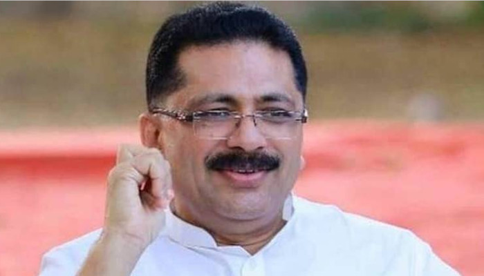 മുസ്ലിം വിഭാഗത്തോടാണ് കാന്തപുരം പ്രസ്താവന നടത്തിയത്, അദ്ദേഹത്തിന് മതപരമായ കാര്യങ്ങള് പറയാന് അവകാശമുണ്ട്, ഇസ്ലാമില് പല ചിന്താധാരകളും ഉണ്ട്, വിഷയത്തില് ഫാത്തിമ തെഹ്ലിയ എംഎല്എ പ്രതികരിക്കട്ടെ, അവരെല്ലാമാണ് മുസ്ലിം ലീഗിന്റെ പേരില് വോട്ടുപിടിക്കുന്നത്, കാന്തപുരത്തെ തള്ളിപ്പറയാതെ കെ ടി ജലീല്
