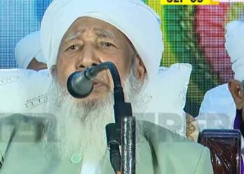 സ്ത്രീകൾക്ക് രണ്ടാം സ്ഥാനം നൽകി എന്ന് പറയുന്നത് ശരിയല്ല!! ഇന്ത്യയുടെ പലഭാഗങ്ങളിലും പെൺകുട്ടികൾക്കും ആൺകുട്ടികൾക്കും വേറെ വേറെയായി സ്ഥാപനങ്ങൾ ഉണ്ടാക്കി, അനാഥരായ പെൺകുട്ടികളെ സംരക്ഷിക്കുന്നുണ്ട്, സ്ത്രീകളെ കുഴിച്ചു മൂടുന്നവരല്ല ഞങ്ങൾ- വിശദീകരണവുമായി കാന്തപുരം