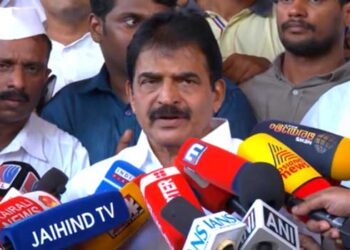 മോദി 2024ൽ വോട്ടുചോർച്ച നടത്തി പ്രധാനമന്ത്രിയായ ആൾ, അമിത് ഷാ വോട്ട് ചോർച്ചയ്ക്കും ജനാധിപത്യ കൊള്ളയ്ക്കും കൂട്ടുനിന്നയാൾ!! ഗ്യാനേഷ് കുമാർ ഏറ്റവും വലിയ യൂദാസ്, അയാൾ രാജ്യം മുഴുവൻ വിറ്റു തൊലയ്ക്കാനുള്ള ആളായി മാറി – കെസി വേണു​ഗോപാൽ