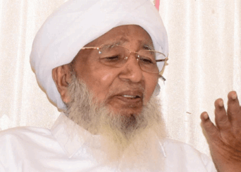 ‘പ്രത്യയശാസ്ത്ര ശാഠ്യം പാർട്ടി ക്ലാസുകളിൽ മതി; വിശ്വാസികളുടെ കാര്യങ്ങളിലിടപെടാൻ ലോകമെമ്പാടും പരാജയപ്പെട്ട് ചരിത്രത്തിന്റെ ചവറ്റുകുട്ടയിലേക്ക് തള്ളപ്പെട്ടവർ വരേണ്ട ’; സിപിഎമ്മിനെതിരെ കാന്തപുരം സമസ്ത സംഘടനകൾ