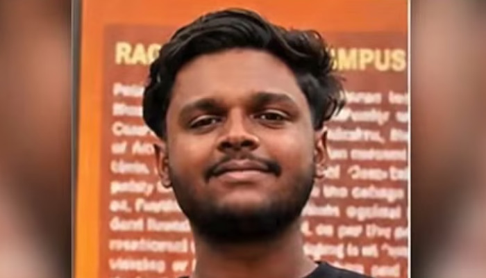 പണം നൽകിയാൽ കൂടുതല് ദൃശ്യങ്ങള്, ഒളിഞ്ഞ് നിന്നും സ്ത്രീകളുടെ സ്വകാര്യ ദൃശ്യങ്ങള് പകര്ത്തി, അധ്യാപികമാരുടെ ചിത്രങ്ങള് കൈമാറിയത് പെയ്ഡ് ഗ്രൂപ്പുകളിലേക്ക്, ഭാരതമാതാ കോളേജ് മോർഫിങ് കേസിൽ ഒരാൾ കൂടി അറസ്റ്റിൽ