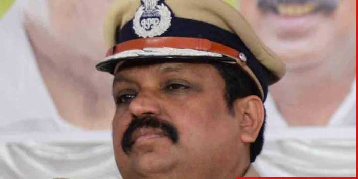 ടോമിൻ ജെ.തച്ചങ്കരി കുറ്റക്കാരൻ!!!വരുമാന സ്രോതസുകളേക്കാൾ 64 ലക്ഷം രൂപയുടെ അധിക സ്വത്ത്, സ്ഥലം വാങ്ങിയ വകയിൽ സ്റ്റാംപ് ഡ്യൂട്ടി അടയ്ക്കാതെ സർക്കാരിനു നഷ്ടം വരുത്തി, അധിക വരുമാനത്തിന് തൃപ്തികരമായ വിശദീകരണമോ തെളിവോ നൽകാൻ സാധിച്ചില്ലെന്ന് പ്രോസിക്യൂഷൻ- ശിക്ഷാവിധി ഉച്ചകഴിഞ്ഞ് രണ്ടിന്