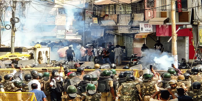 ‘എഐ ചതിച്ചു’; മസ്ജിദ് പൂർണമായി പൊളിച്ചെന്ന് വ്യാജ ദൃശ്യം; ഉജ്ജയിനിൽ സംഘർഷത്തിന്റെ ആരംഭം ആ വീഡിയോയിൽ നിന്ന്