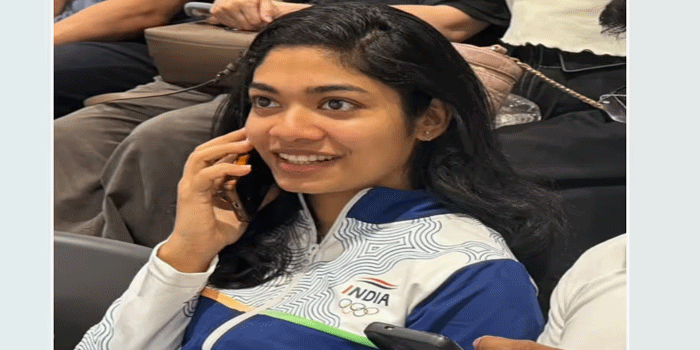 ഏഷ്യൻ ഗെയിംസിൽ കോഴിക്കോട് തിരുവമ്പാടിക്കാരി വിദർശ വെടിവച്ച് വീഴ്ത്തിയത് വെള്ളി മെഡൽ ; ഷൂട്ടിങിൽ മെഡൽ നേടുന്ന ആദ്യ മലയാളി