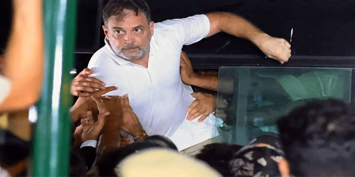 പ്രതിപക്ഷം രണ്ടും കല്പിച്ചുതന്നെ, ഗ്യാനേഷ് കുമാറിനെ തെറിപ്പിച്ചേ അടങ്ങൂ; ‘എസ്.ഐ.ആർ പിൻവലിക്കുക, വോട്ടർപട്ടികയിൽനിന്ന് നീക്കം ചെയ്ത പേരുകൾ പുനഃസ്ഥാപിക്കുക’; പ്രക്ഷോഭം കടുപ്പിക്കും