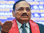 ‘ഇവർക്കൊന്നും ബോധമില്ലേ? ബുദ്ധിയുള്ള മനുഷ്യരല്ലേ? ഫോണിലൂടെ അറസ്റ്റ് ചെയ്യപ്പെടുമെന്ന് എങ്ങനെ വിശ്വസിക്കും? ഫോൺ ചുമരിലേക്ക് എറിഞ്ഞാൽ എല്ലാ ഭീഷണിയും തീരും; ഡിജിറ്റൽ അറസ്റ്റ് തട്ടിപ്പിൽ ബാങ്കുകൾ നഷ്ടപരിഹാരം നൽകണം’: സുപ്രീംകോടതി