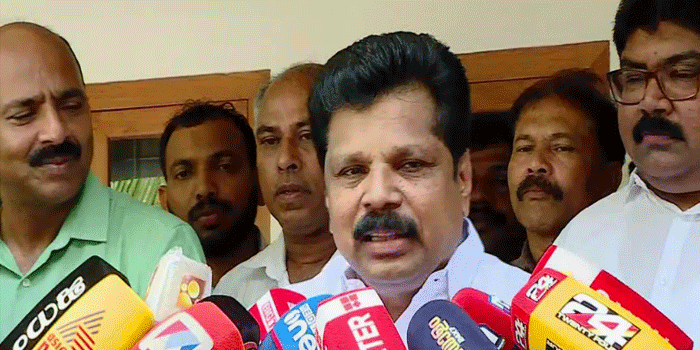 ’അഭിപ്രായ വ്യത്യാസങ്ങളുണ്ടെങ്കിൽ അത് പാർട്ടിക്കുള്ളിൽ പറയണം’; അടൂർ പ്രകാശിന്റെ വിമർശനങ്ങളോട് പ്രതികരിച്ച് എ.പി. അനിൽകുമാർ എന്ത് വിഷയമുണ്ടായാലും അതിന്റെ ഉത്തരവാദിത്തം കെ.സി. വേണുഗോപാലിന്റെ അക്കൗണ്ടിലേക്ക് ചേർക്കാനുള്ള ശ്രമമാണ് നടക്കുന്നത് ’