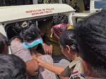 വെറും 16 വയസുള്ള പെൺകുട്ടിയെ ഒ​രു ദി​വ​സം മാത്രം സ്പാ​യി​ൽ വ​ച്ച് പീ​ഡി​പ്പി​ച്ചത് പ​തി​ന​ഞ്ചോ​ളം പേ​ർ... ആ സ്പാ നടത്തിക്കൊണ്ടു പോയതിൽ പങ്കാളിയായവരിൽ വ​നി​താ ഹെ​ൽ​ത്ത് ഇ​ൻ​സ്പെ​ക്ട​റും... കോ​വ​ളം സ്പാ ​പീ​ഡ​ന കേ​സി​ൽ ന​ഗ​രൂ​ർ ഹെ​ൽ​ത്ത് ഇ​ൻ​സ്പെ​ക്ടർ മായ അറസ്റ്റിൽ, പ​ണ​മി​ട​പാ​ടു​ക​ളി​ലും പെൺകുട്ടിയെ കൊണ്ടുവന്നതിലും മാ​യ പ​ങ്കാ​ളി