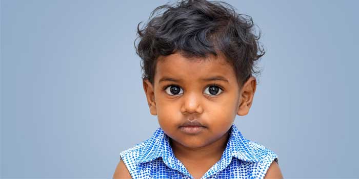 അമ്മ അങ്ങ് വണ്ടാനം മെഡിക്കൽ കോളേജിൽ ഏഴാമത്തെ കുഞ്ഞിന് ജന്മം നൽകുമ്പോൾ വീട്ടിൽ രണ്ടു വയസുകാരൻ വേണ്ട ആഹാരമോ പരിചരണമോ കിട്ടാതെ മരണത്തെ പുൽകി, മരിക്കുമ്പോൾ കുഞ്ഞിന്റെ തൂക്കം വെറും ഏഴുകിലോ... പട്ടിണി മരണമെന്ന സംശയത്തിൽ സ്വാഭാവിക മരണത്തിന് കേസെടുത്ത് പോലീസ്... ഒരു വർഷത്തിനുള്ളിൽ മരിച്ചത് രണ്ടു കുരുന്നുകൾ