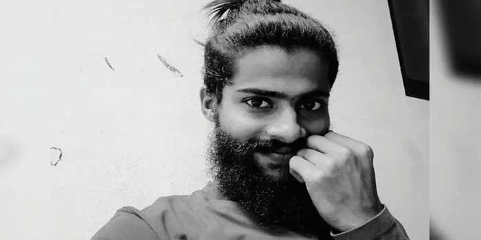 ഭാര്യവീട്ടിൽ പോയി ബൈക്കിൽ തിരിച്ചുവരവേ യുവാവിന് മിന്നലേറ്റു, അപകടം നടന്നയുടൻ ആശുപത്രിയിലെത്തിച്ചെങ്കിലും ജീവൻ രക്ഷിക്കാനായില്ല, ദാരുണാന്ത്യം