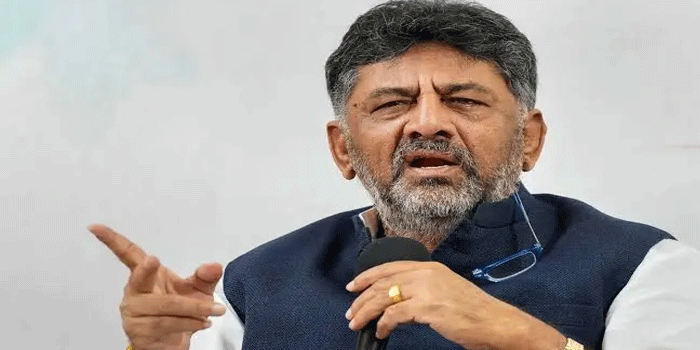 ’എന്നെയും വി.ഡി സതീശനെയും ഒളിക്യാമറയിൽ കുടുക്കാൻ ശ്രമം നടന്നു; വ്യവസായസം​രംഭം ചർച്ച ചെയ്യാനെന്ന പേരിൽ വന്നത് മെറ്റാ സ്മാർട്ട് ​ഗ്ലാസ് ധരിച്ച്; ആന്ധ്ര പ്രദേശ് മുഖ്യമന്ത്രിയെയും മഹാരാഷ്ട്രക്കാരനായ കേന്ദ്രമന്ത്രിയെയും കണ്ടപ്പോൾ അവർ  ഗ്ലാസ് വച്ചില്ല’:  ഡി.കെ. ശിവകുമാർ