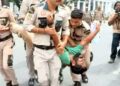 എസ്എഫ്ഐ ദേശീയ പ്രസിഡന്റ് ആദർശ് എം സജിയെ റോഡിലൂടെ വലിച്ചിഴച്ച് പോലീസ്, നെറ്റിക്ക് പരുക്ക്!! ജെയ്ക്ക് സി. തോമസ് അടക്കമുള്ളവർ കസ്റ്റഡിയിൽ, കൊണാട്ട് പ്ലേസിൽ വിദ്യാർഥി പ്രതിഷേധം… പൗര സ്വാതന്ത്ര്യം തടയരുത്, മെട്രോ സാധാരണ പോലെ പ്രവർത്തിക്കണം, ഇന്റർനെറ്റ് നിരോധിക്കരുത്- സുപ്രിം കോടതി