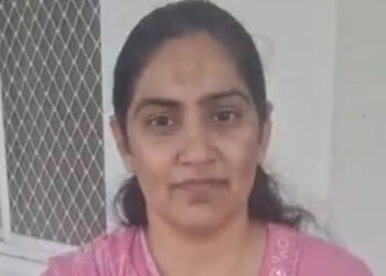 കൊലക്കേസ് പ്രതികളെ വീട്ടുജോലിക്കാരാക്കി, പുറത്തെത്തിച്ചത് ജയില് ജീവനക്കാരെ ഭീഷണിപ്പെടുത്തി, മുന് ജയിലര് അറസ്റ്റില്