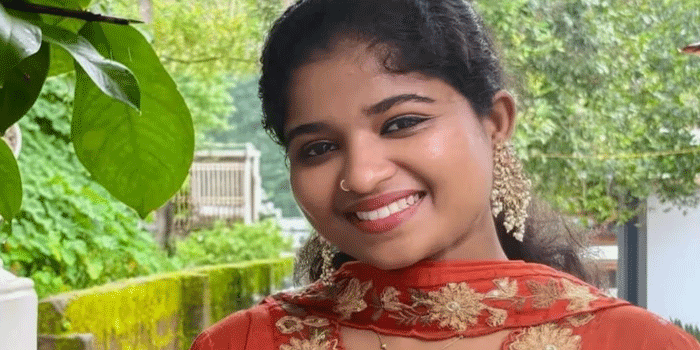 പുന്നയൂർ കുടുംബാരോഗ്യ കേന്ദ്രത്തിലെ ജൂനിയർ ഹെൽത്ത് ഇൻസ്പെക്ടറെ മരിച്ച നിലയിൽ കണ്ടെത്തി; ക്വാർട്ടേഴ്സിന് സമീപത്തെ റിസപ്ഷൻ മുറിയിൽ മൃതദേഹം