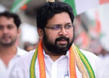നഷ്ടം ബിജെപിക്ക്, രാജിവെച്ചോയെന്ന് ശ്രീലേഖ പറയട്ടെ… കോൺഗ്രസിലേക്ക് വരുന്ന കാര്യം പാര്‍ട്ടി തീരുമാനിക്കും- കെ എസ് ശബരീനാഥന്‍