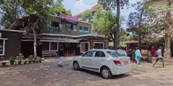പാൽ തൊണ്ടയിൽ കുടുങ്ങിയാണ് കുഞ്ഞ് മരിച്ചതെന്ന് പിതാവ്; ’ദമ്പതികളുടെ മറ്റൊരു കുഞ്ഞും ഏതാനും നാൾ മുമ്പ് മരിച്ചിരുന്നു’, കാർത്തികപ്പള്ളിയിലെ രണ്ട് വയസ്സുകാരന്റെ മരണത്തിൽ ദുരൂഹത ആരോപിച്ച് നാട്ടുകാർ