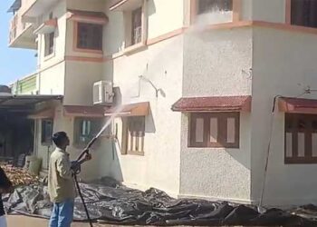 പ്രദേശത്ത് ജലക്ഷാമം രൂക്ഷം, നാട്ടുകാർക്ക് വെള്ളം കിട്ടുന്നത് രണ്ട് ദിവസത്തിൽ ഒരിക്കൽ, സ്വന്തം ബംഗ്ലാവ് ക്ലീനാക്കാൻ 24 കിലോമീറ്റർ അകലെനിന്ന് അഗ്നിശമന സേനയെ വിളിച്ചുവരുത്തി ബിജെപി എംഎൽഎ, വാഹനം വിട്ടത് തീപിടിത്തമെന്ന് കരുതി, 2,750 രൂപ പിഴ, വിവാദം