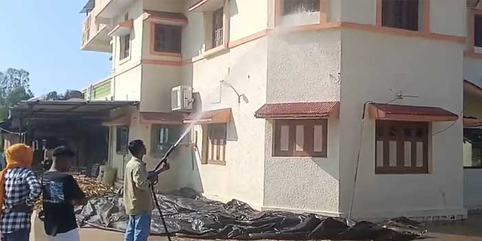പ്രദേശത്ത് ജലക്ഷാമം രൂക്ഷം, നാട്ടുകാർക്ക് വെള്ളം കിട്ടുന്നത് രണ്ട് ദിവസത്തിൽ ഒരിക്കൽ, സ്വന്തം ബം​ഗ്ലാവ് ക്ലീനാക്കാൻ 24 കിലോമീറ്റർ അകലെനിന്ന് അ​ഗ്നിശമന സേനയെ വിളിച്ചുവരുത്തി ബിജെപി എംഎൽഎ, വാഹനം വിട്ടത് തീപിടി‌ത്തമെന്ന് കരുതി, 2,750 രൂപ പിഴ, വിവാദം