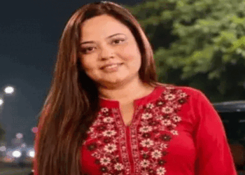 ‘പ്രധാനമന്ത്രിയുടെ ഓഫീസിലെ ഉന്നത ഉദ്യോഗസ്ഥ’;  വ്യാജ തിരിച്ചറിയൽ രേഖയുമായി പശ്ചിമ ബംഗാൾ മന്ത്രിയെ കാണാൻ എത്തി, സുരക്ഷ മറികടന്ന് കൂടിക്കാഴ്ച; സംസാരത്തിനിടെ മന്ത്രിക്ക് സംശയം, ചില കാര്യങ്ങൾ ചോദിച്ചതോടെ കടന്നുകളഞ്ഞു, യുവതി ഡൽഹിയിൽ പിടിയിൽ