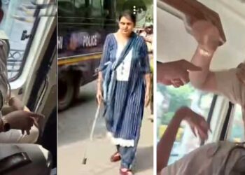 കഴിഞ്ഞ പ്രതിഷേധം അടിച്ചമർത്താൻ നടത്തിയ അതേ തന്ത്രമോ ഇതും? പ്രതിഷേധക്കാർക്കിടയിൽ ചുരിദാർ ധരിച്ച് കയ്യിൽ ലാത്തിയുമായി ഓടുന്ന വനിത, വിദ്യാർഥികളെ കസ്റ്റഡിയിലെടുത്ത വാഹനത്തിൽ നെയിംപ്ലേറ്റില്ലാതെ യൂണിഫോം ധരിച്ച് മറ്റൊരു വനിതാ ഉദ്യോ​ഗസ്ഥയും… ചോദ്യം ചെയ്ത് പ്രതിഷേധക്കാർ- വീഡിയോ