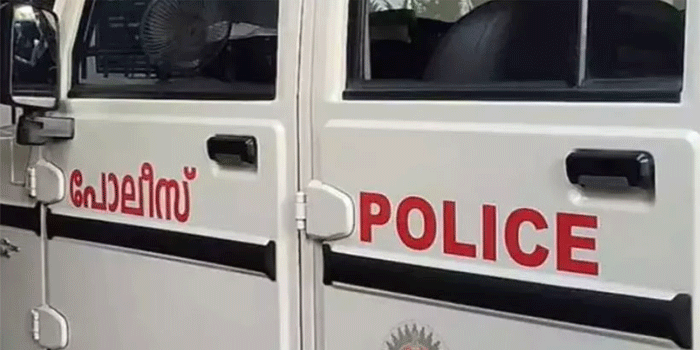 സ്കൂളിലെ ലഹരി ഉപയോഗത്തെക്കുറിച്ച് അധ്യാപകരെ അറിയിച്ചു; പത്താം ക്ലാസ് വിദ്യാർഥിയ്ക്ക്  ബൈക്കിലെത്തിയ അജ്ഞാത സംഘത്തിന്റെ മർദനം;  തലയ്ക്ക് അടിച്ച് പരിക്കേൽപ്പിച്ചു