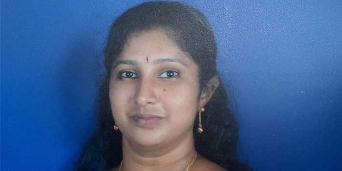 ആദ്യ ഭർത്താവ് ഒന്നര വർഷം മുൻപ് മരിച്ചു, രണ്ടാം വിവാഹം 11 ദിവസങ്ങൾക്കു മുൻപ് വീട്ടുകാരുടെ സാന്നിദ്ധ്യമില്ലാതെ വർക്കല സ്വദേശിയുമായി, യുവതി വീടിനുള്ളിൽ ജീവനൊടുക്കിയ നിലയിൽ